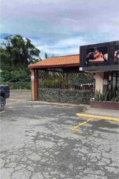 Apartmán Oxalis Aeropuerto Alajuela Exteriér fotografie