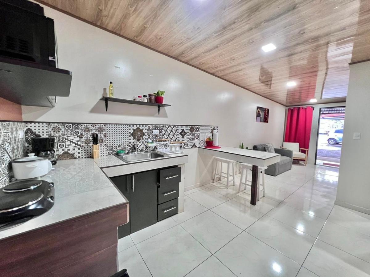 Apartmán Oxalis Aeropuerto Alajuela Exteriér fotografie