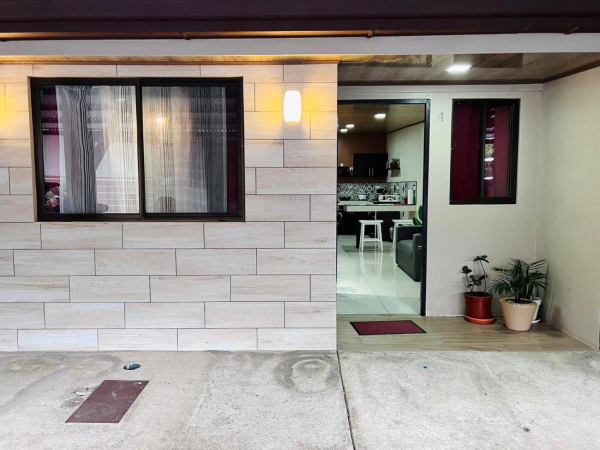 Apartmán Oxalis Aeropuerto Alajuela Exteriér fotografie